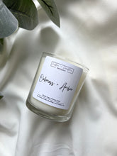 Load image into Gallery viewer, Oakmoss + Amber Candle